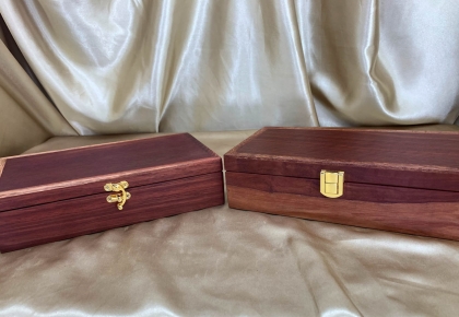 CUSTOMISATIONS:  Examples of  Catches, timbers and Linings  