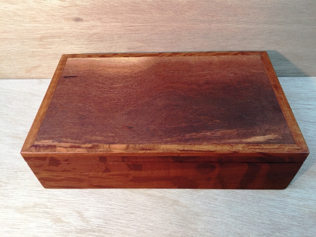 Personal Box with Woody Pear Lid