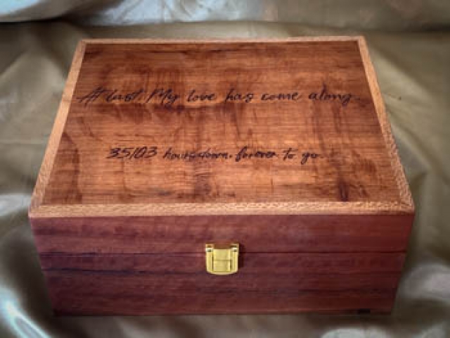 Personalised box with verse