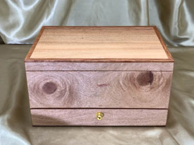 PJBDT 22007-L3165 Premium XL Jewellery Box with Drawer AND Tray - Silky Oak Timber