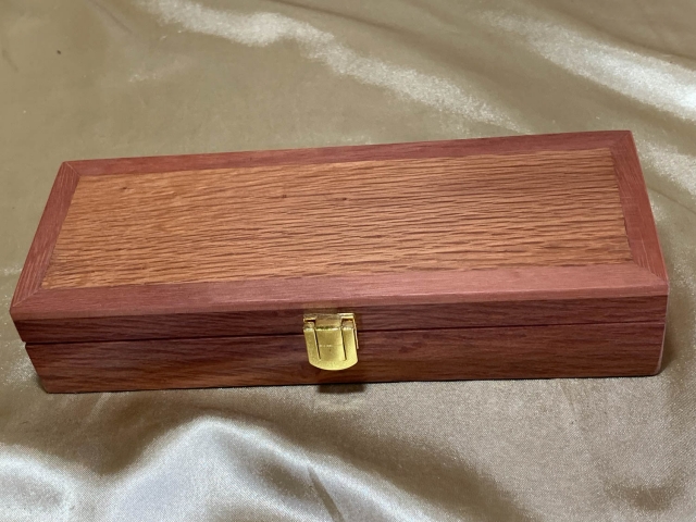 24254-L3038 - Premium Sheoak Pen Box - Hand crafted in Western Australia