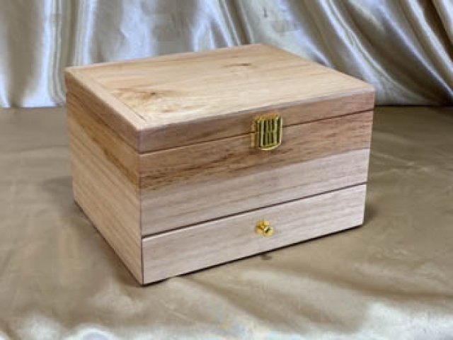 BDT 25026-L3649 - Premium Handcrafted Wooden Jewellery Box - Made in Australia