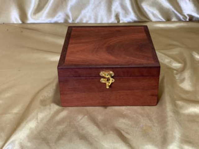 PMSTR 25917-L6223 - Premium Medium Small Wooden Treasure Box - Hand Made from Australian Jarrah
