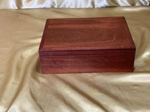 PMSTB 25916-L6219 - Premium Medium Small Keepsake Box - Hand Made from Australian Jarrah