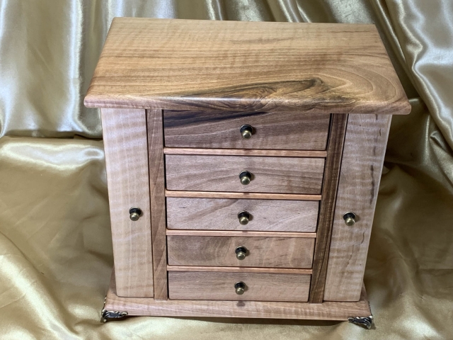 LEDMD5 25102-L6709 - Limited Edition Handcrafted Wooden Jewellery Box with 5 Drawers - Australian Blackbutt