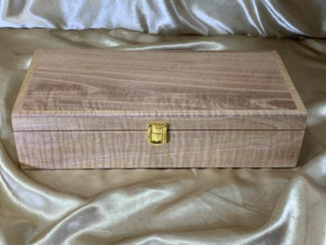 PLKB 2601192-L7359 - Premium Large Australian Blackbutt Keepsake Box