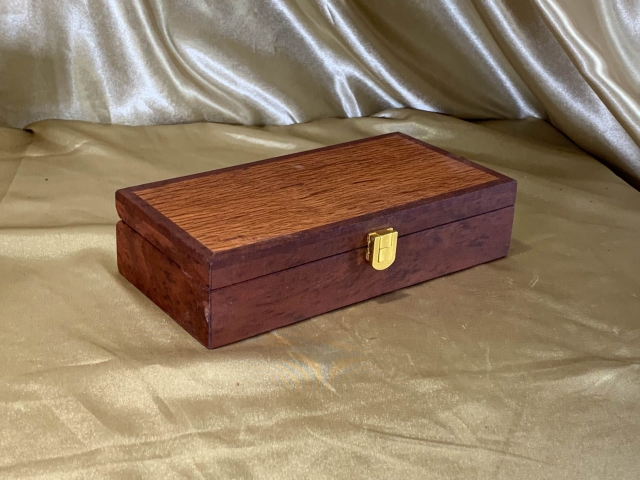 PSTB 2604T1-L8352 - Premium Small Wooden Treasure / Trinket Box - Australian Jarrah and Sheoak