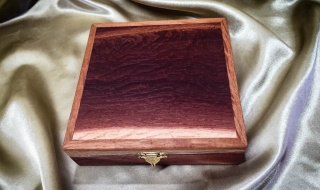 Premium Wooden Trinket Box - Woody Pear (PTRSQ19008-L5903)