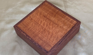 PMSB 22010-L5856 - Medium / Small Wooden Jewellery / Treasure / Gift Boxes - SOLD