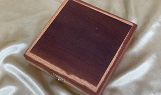 PMSB 22018-L5793 - Medium / Small Wooden Trinket / Treasure Box - Hand Made in Australia SOLD