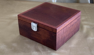 PMSB 22021-L6362 - Medium / Small Wooden Jewellery / Treasure Box - Australian Woody Pear Timber SOLD