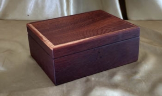 PMMB 2324-L9842 - Premium Medium Wooden Memory Box 