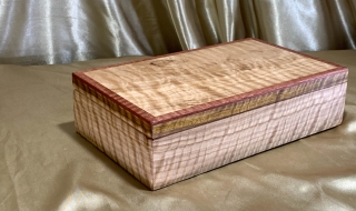 PMLKB 2408-L2838 - Premium Wooden Keepsake Box - Handcrafted from Australian Blackbutt