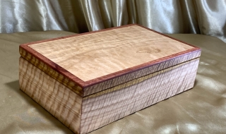 PMLKB 2407-L2830 - Premium Handcrafted Wooden Keepsake Box - Australian Blackbutt