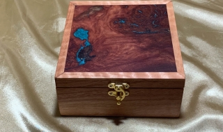 LEDRKB 25004-L4165 - Limited Edition Pink Jarrah Keepsake Box with Blue Resin Filled Jarrah Burl Lid