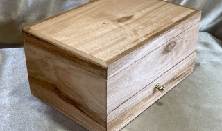LEDDT 260901-L1175 - Limited Edition Jewellery Box with Drawer AND Tray - Australian Yellow Tingle